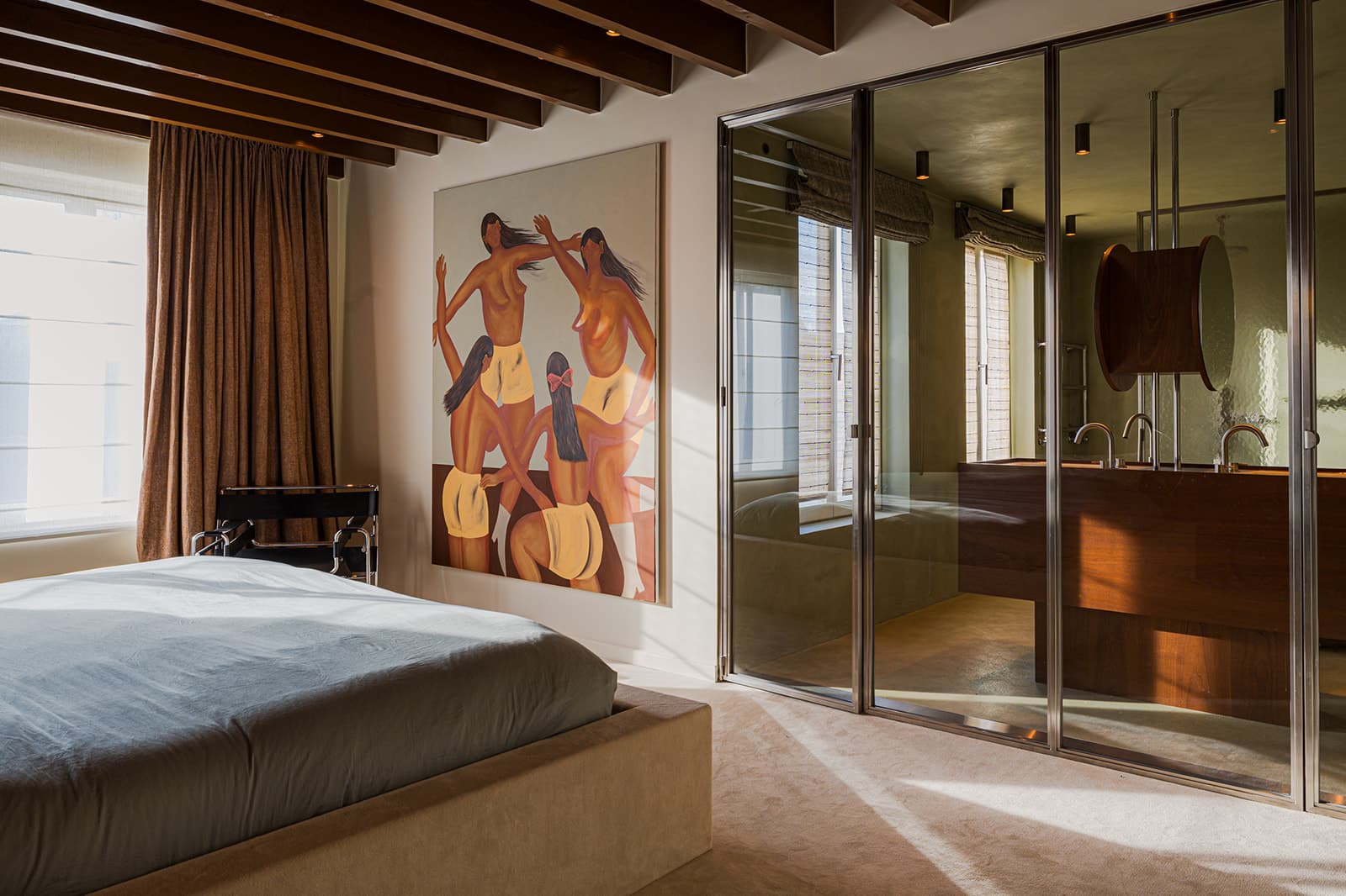 ASTHER — overzichtsbeeld interieur