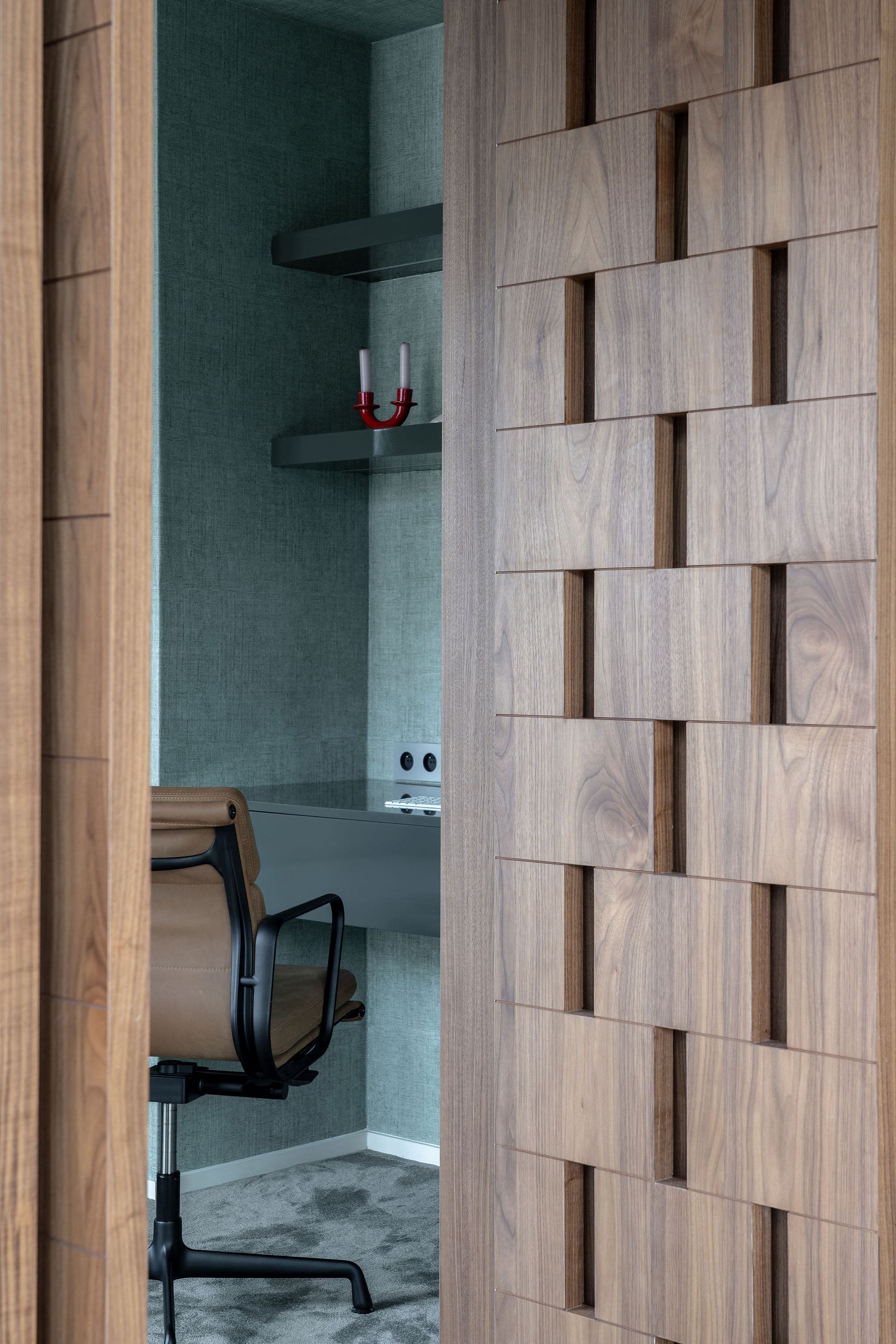 AUGUSTE — Gallery Image 9